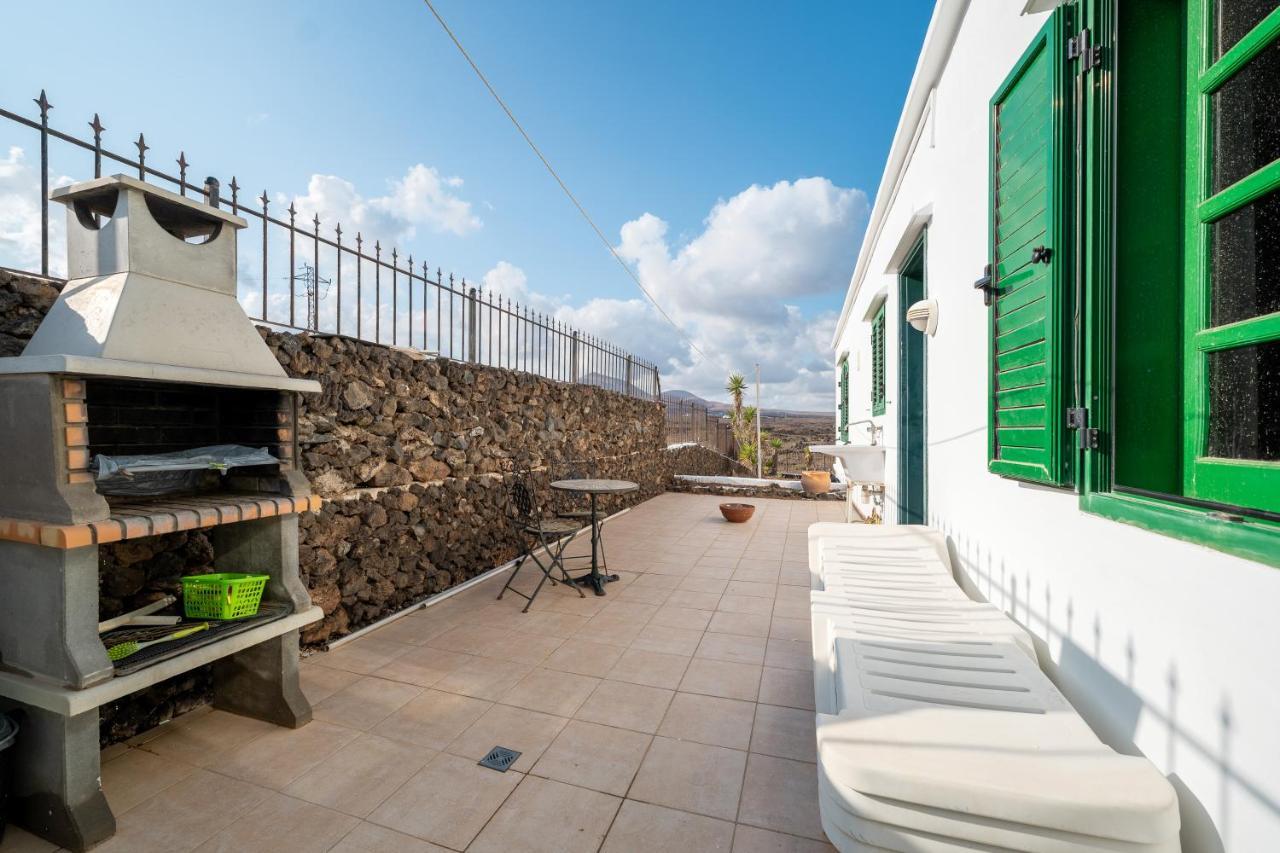 Villa Milan Puerto del Carmen  Exteriör bild